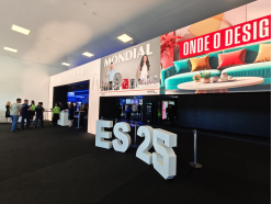 UltraBar X Makes Its Global Debut at Eletrolar Show 2025 — Redefining the Future of Smart Desktops